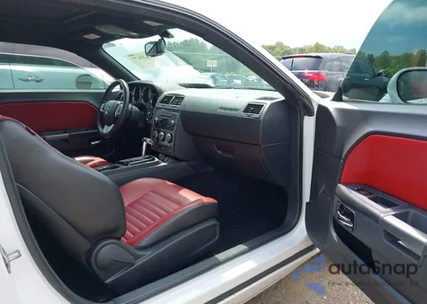 2014 Dodge Challenger R/T Plus from USA, damaged, VIN 2C3CDYBT4EH116686